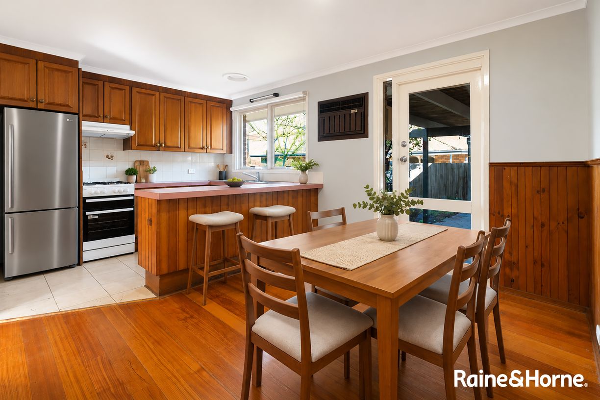 84 Marklin Street — photo 4 of 11
