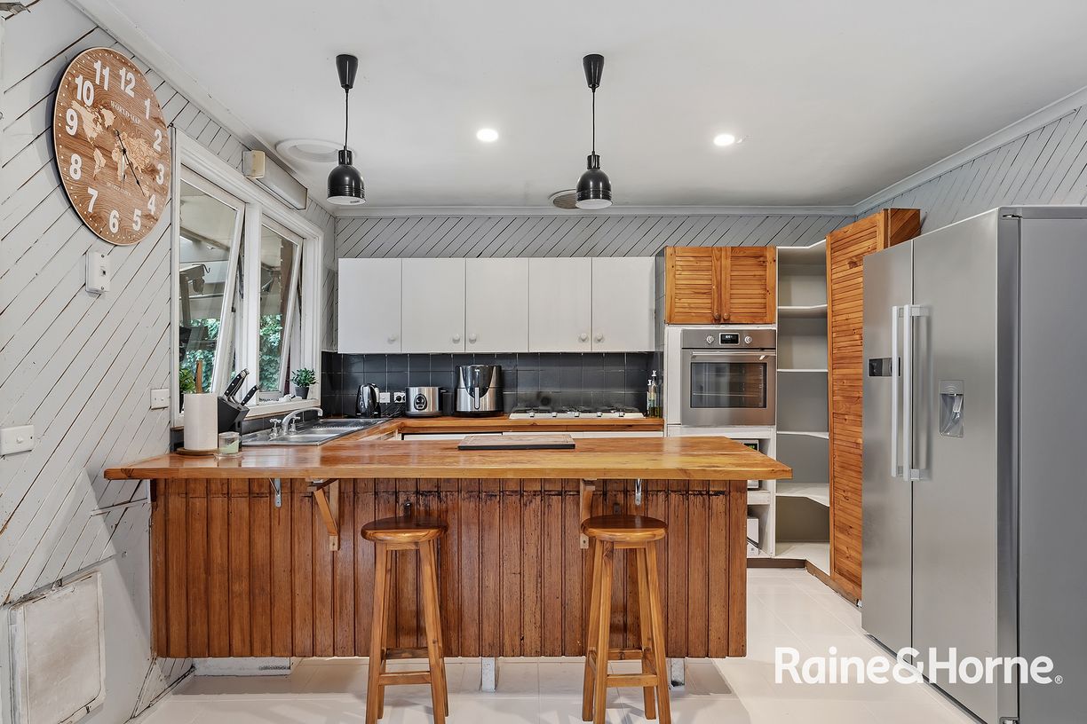 7 Curtis Court — photo 4 of 15