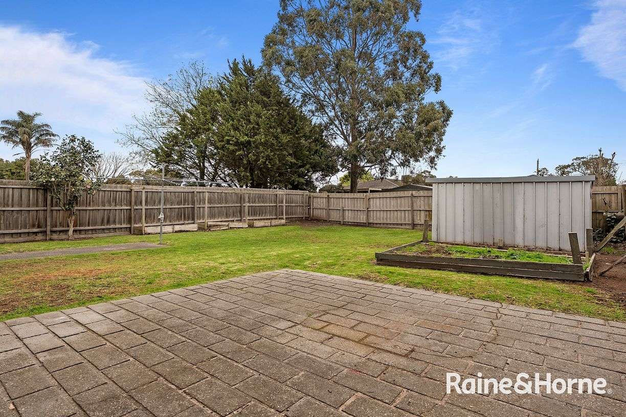 7 Curtis Court — photo 14 of 15