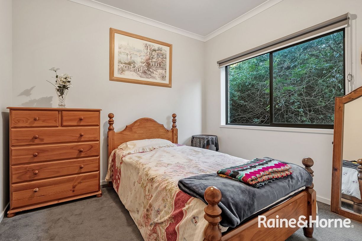 28 Sloane Drive — photo 8 of 14