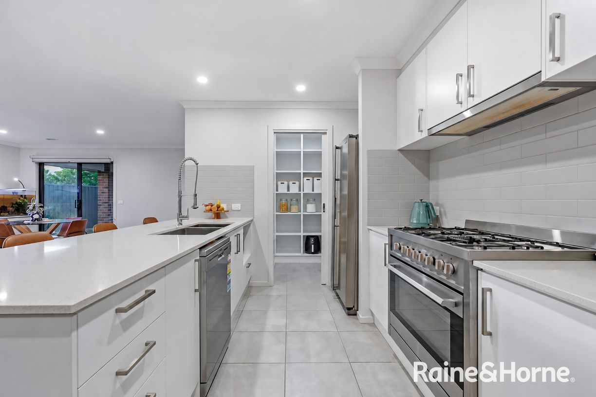 67 Guineas Street — photo 7 of 24
