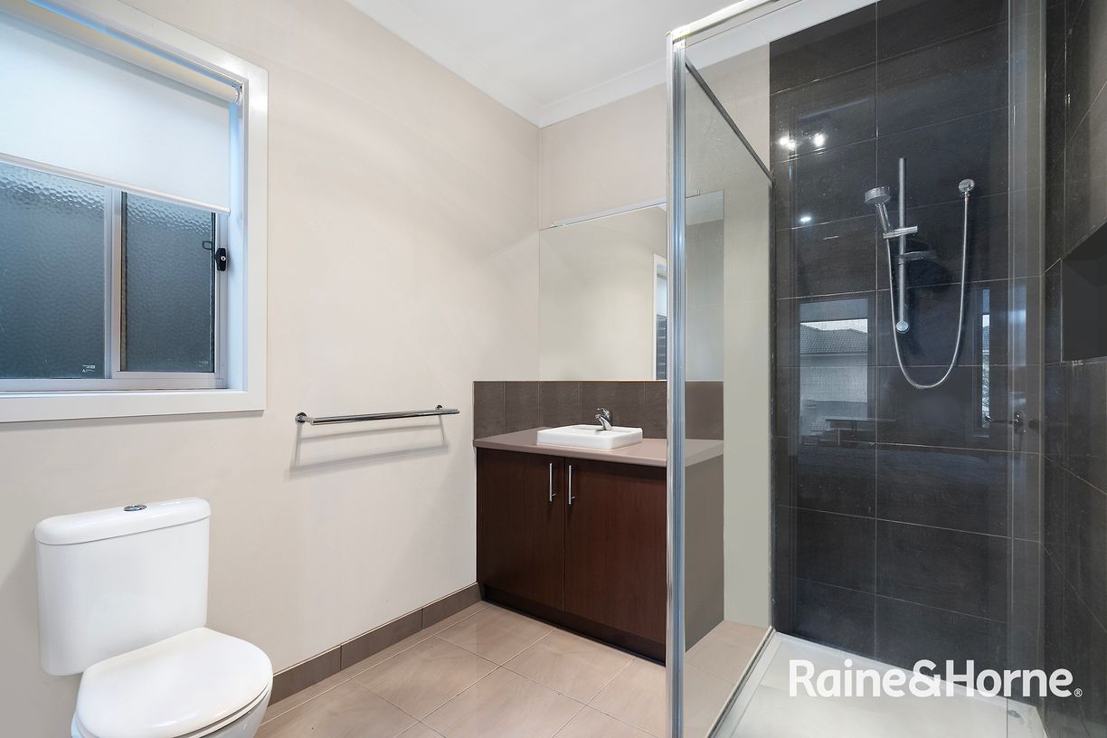 31 Genevieve Circuit — photo 15 of 25