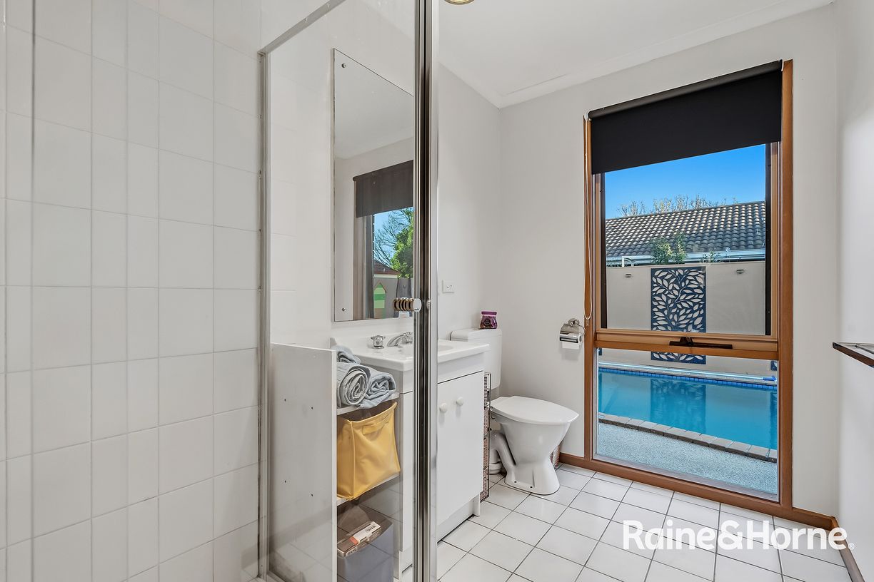 11 Lansell Drive — photo 9 of 18