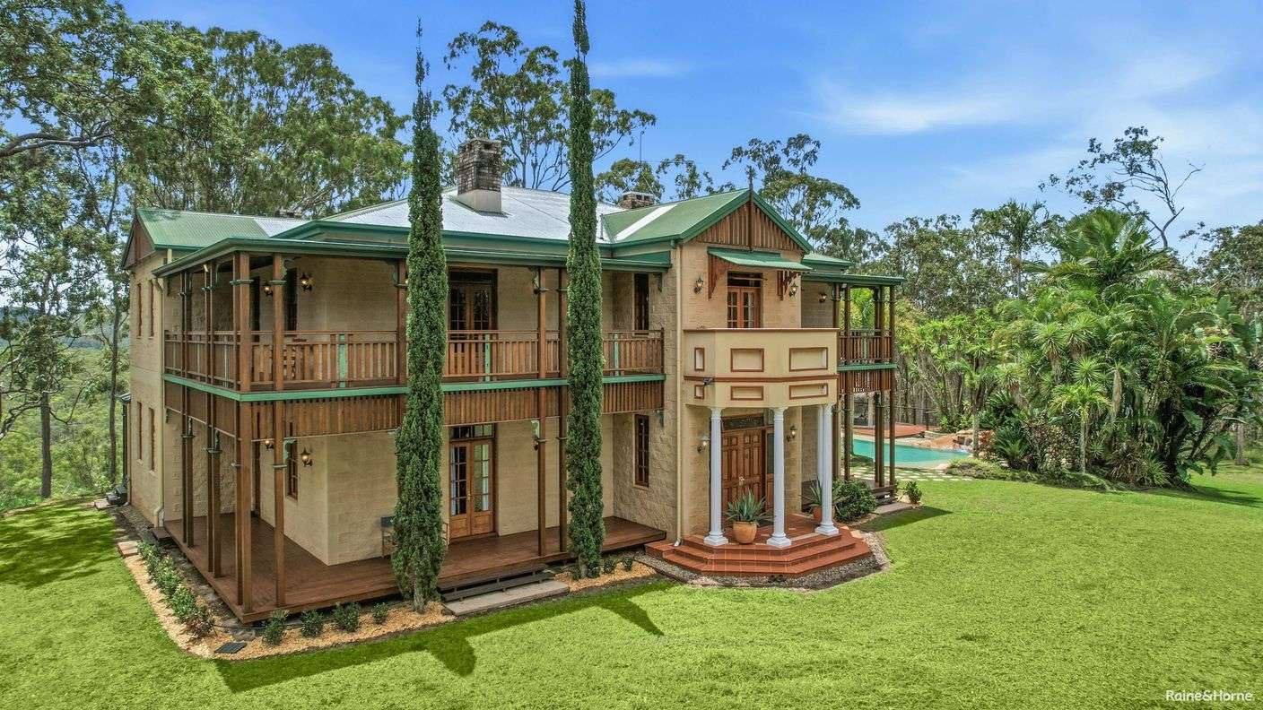 120 Johnston Road — photo from Raine & Horne Atherton