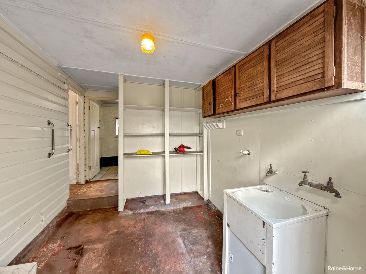 17 Wattle Street — photo 12 of 14
