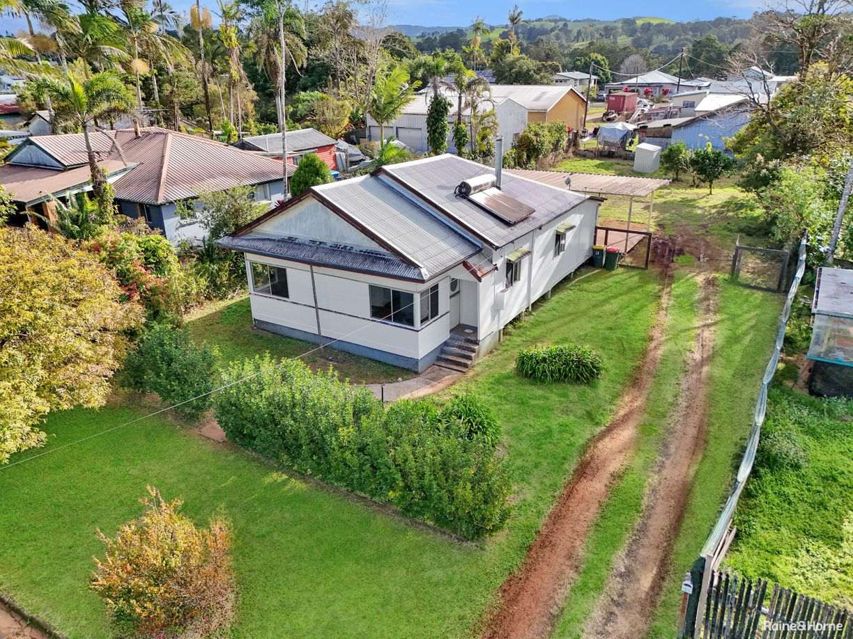 17 Wattle Street — photo from Raine & Horne Atherton