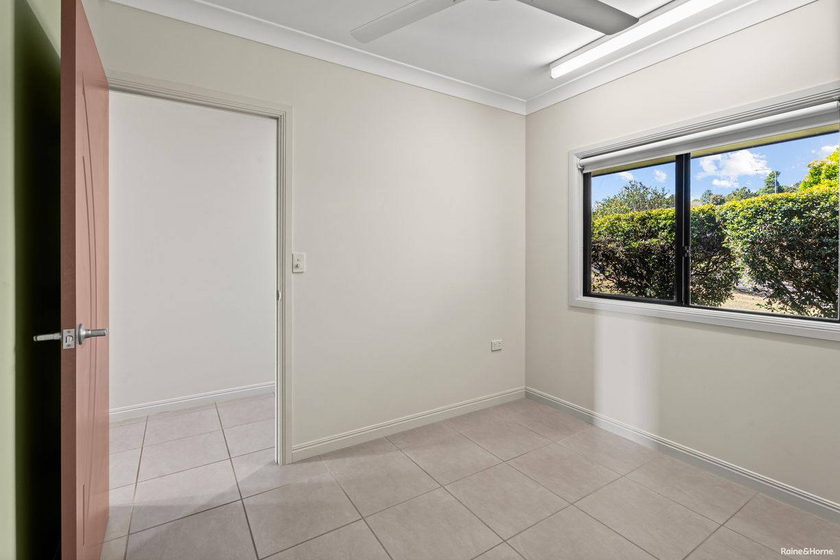 16 Montgomery Close — photo 18 of 30