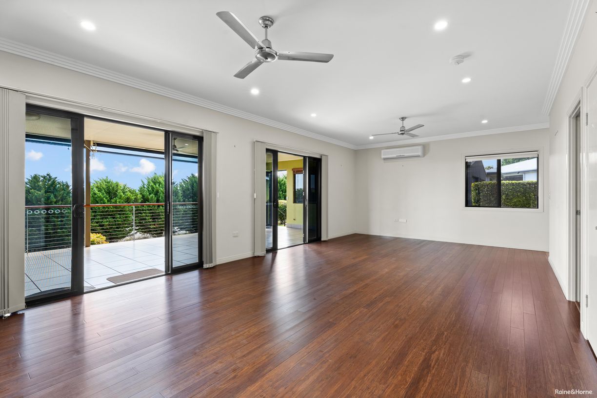 16 Montgomery Close — photo 10 of 30