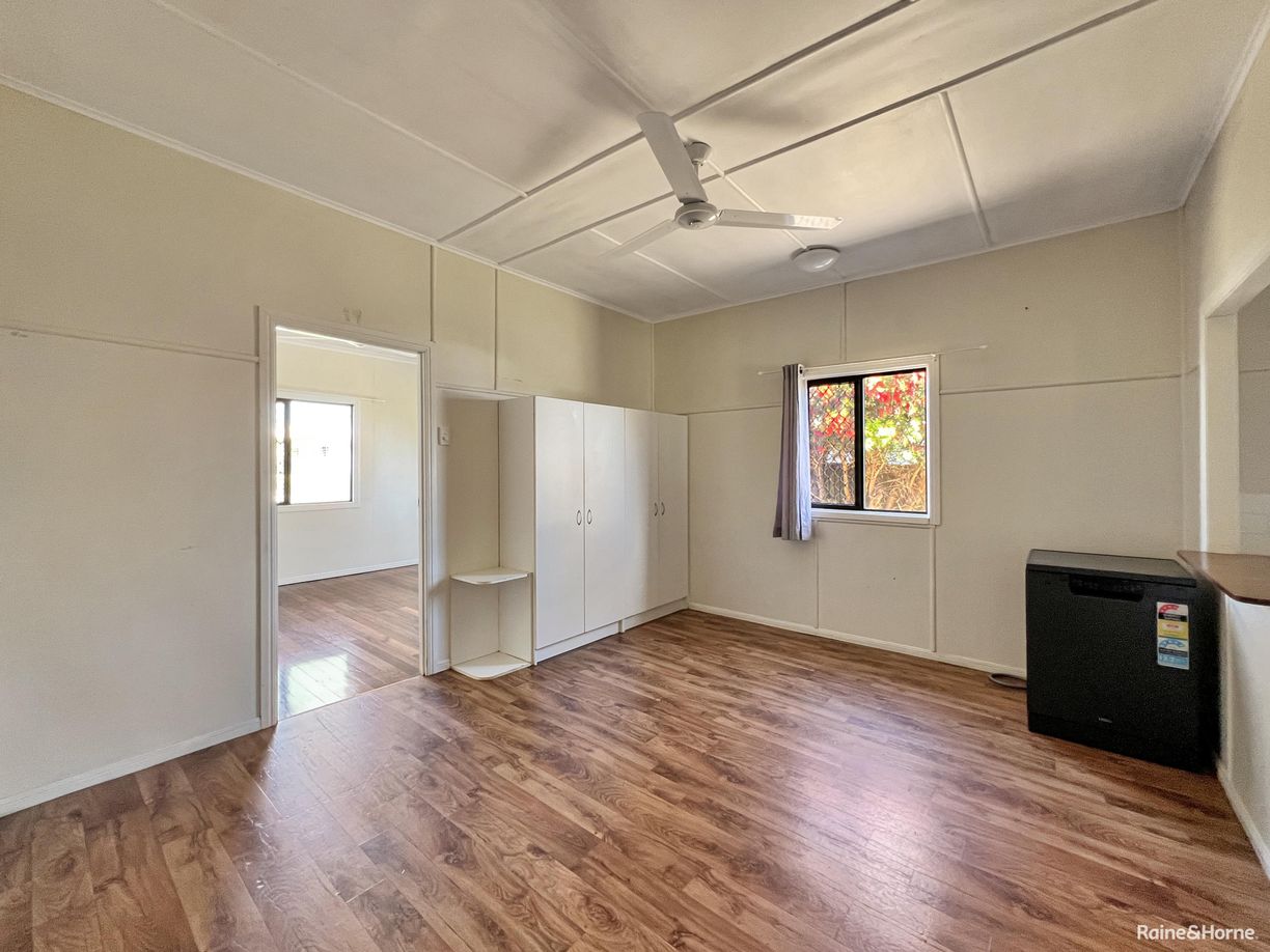27 Rankine Street — photo 5 of 26