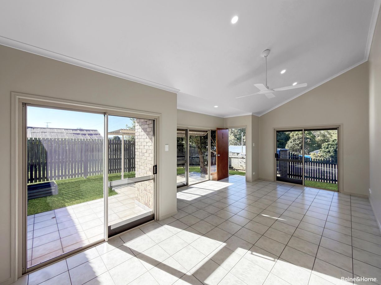 3/1 Beatrice Street — photo 4 of 19