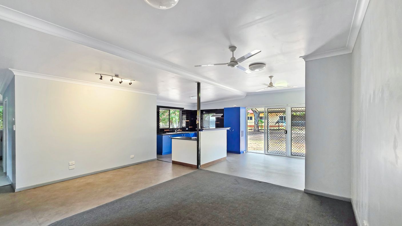 15 Opal Street — photo 4 of 11