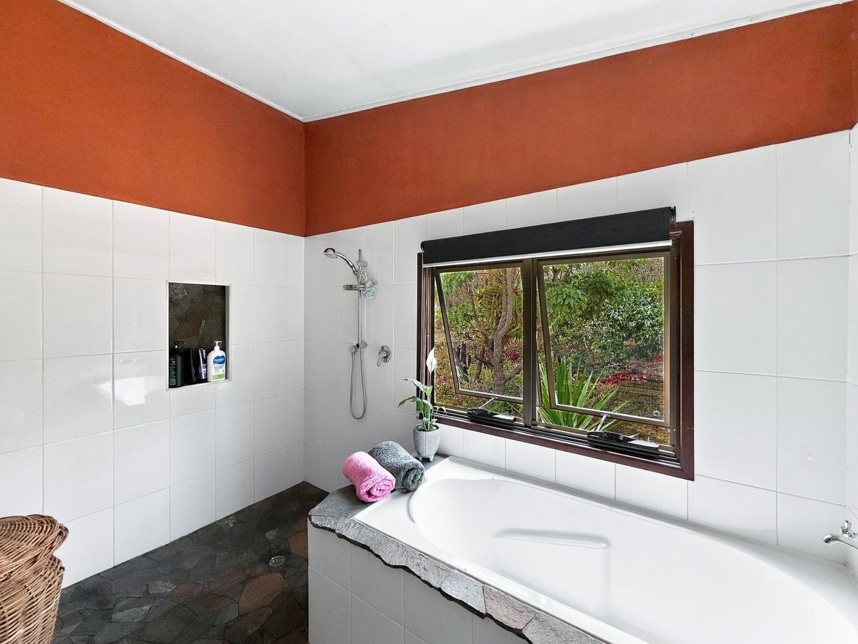 20 Binbrook Road — photo 13 of 20