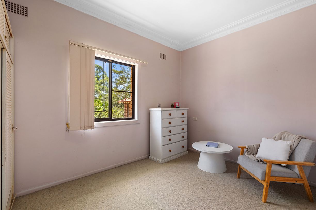 2 Asquith Street — photo 18 of 21