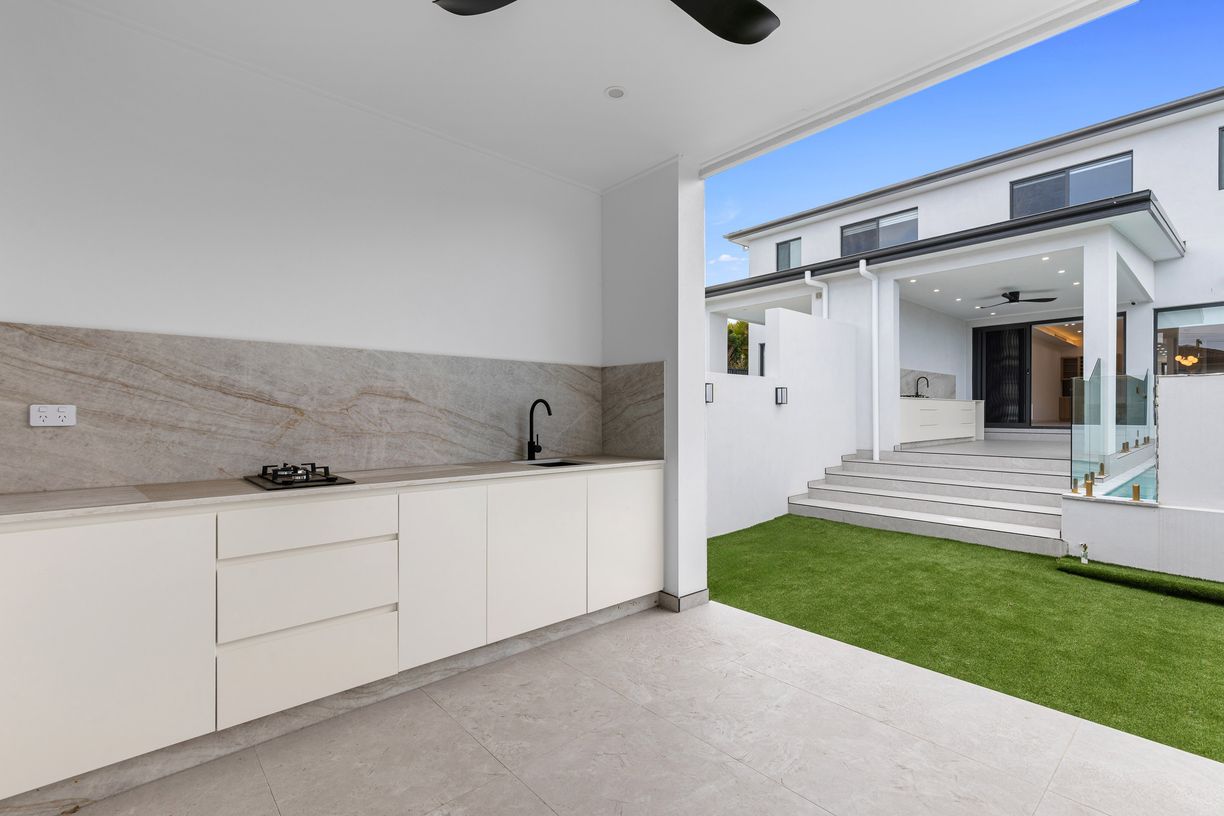 27 Blackshaw Avenue — photo 10 of 19