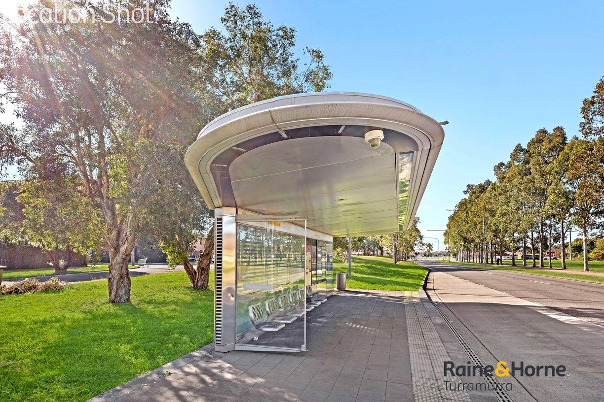 6/125 Memorial Avenue — photo 16 of 17