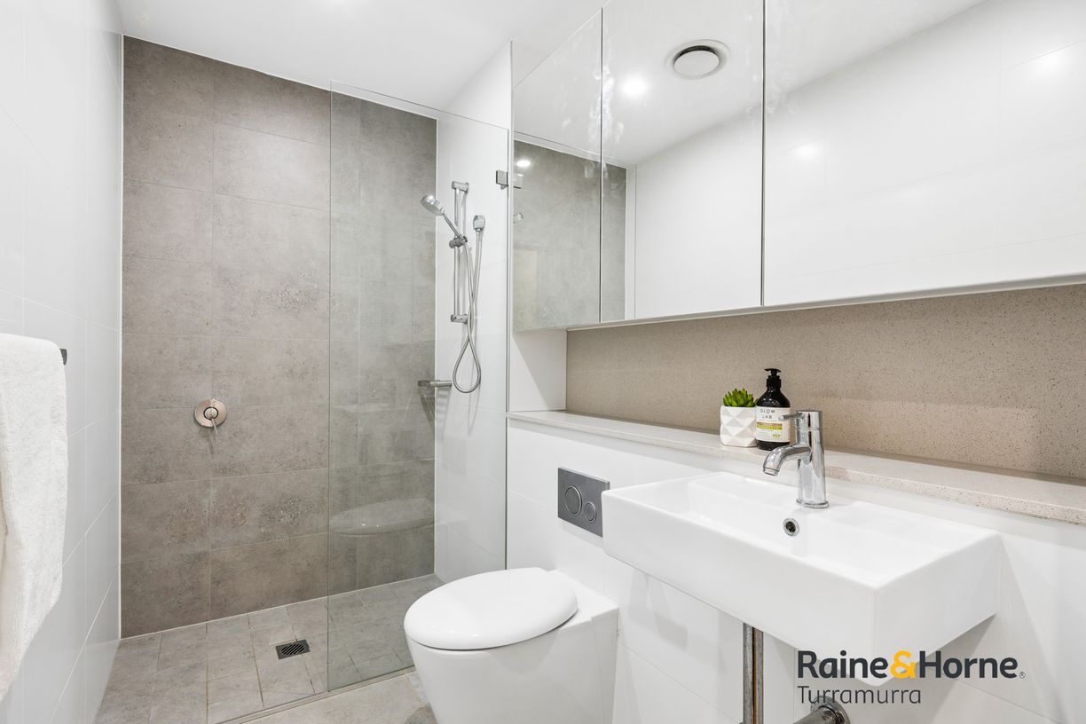 18/4-8 Bouvardia Street — photo 11 of 16