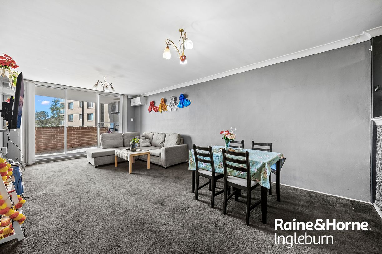 116/2-4 Macquarie Road — photo 8 of 16