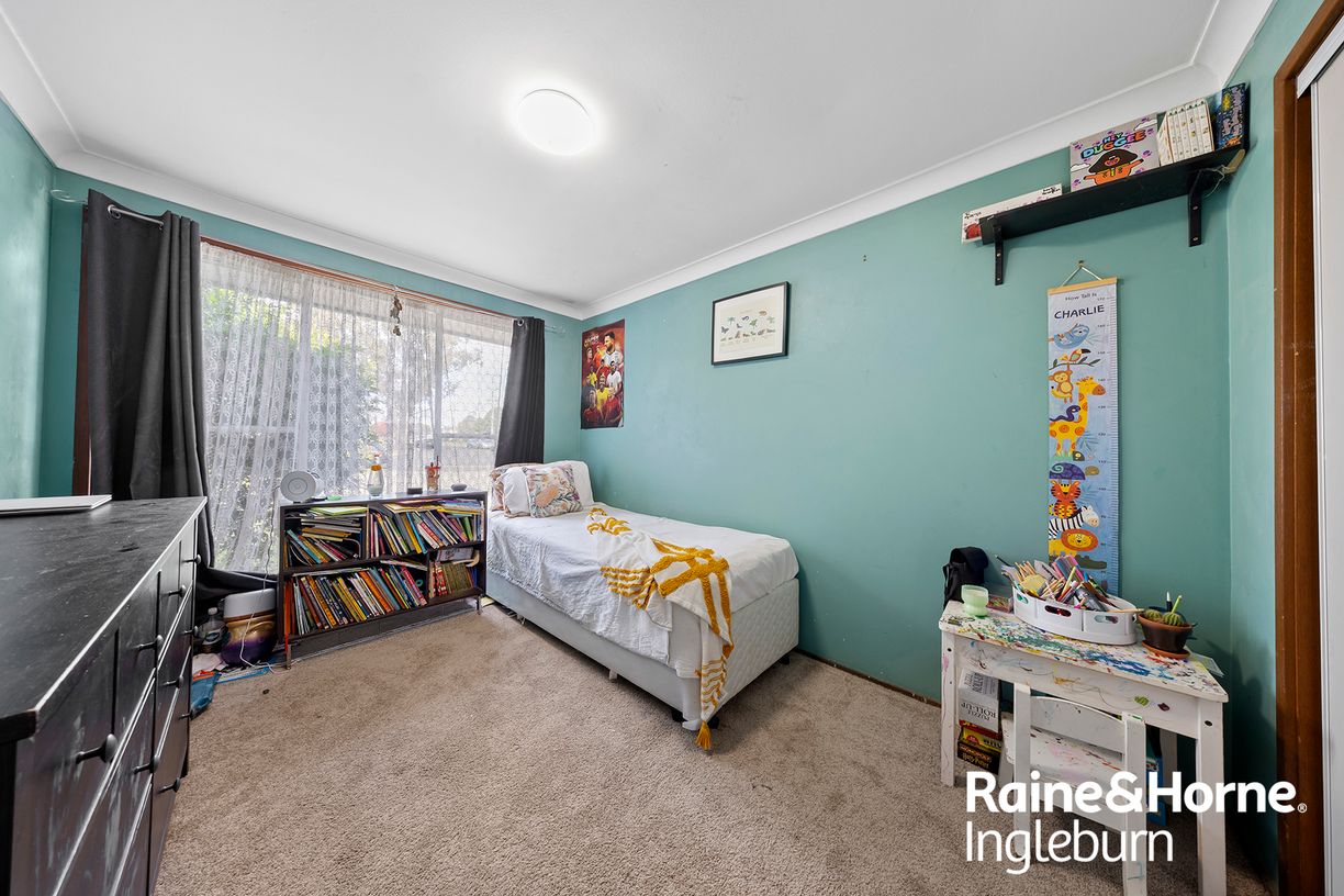 100 Saywell Road — photo 6 of 18