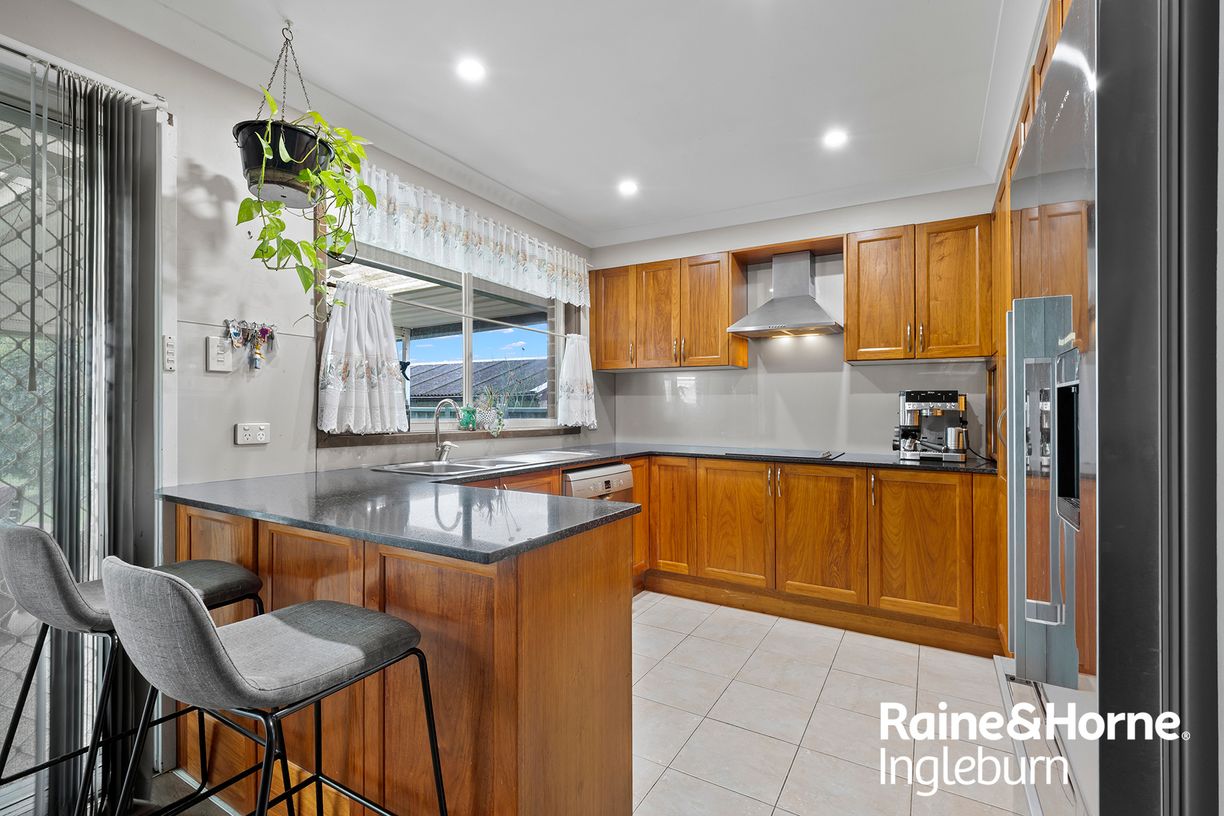 100 Saywell Road — photo 8 of 18