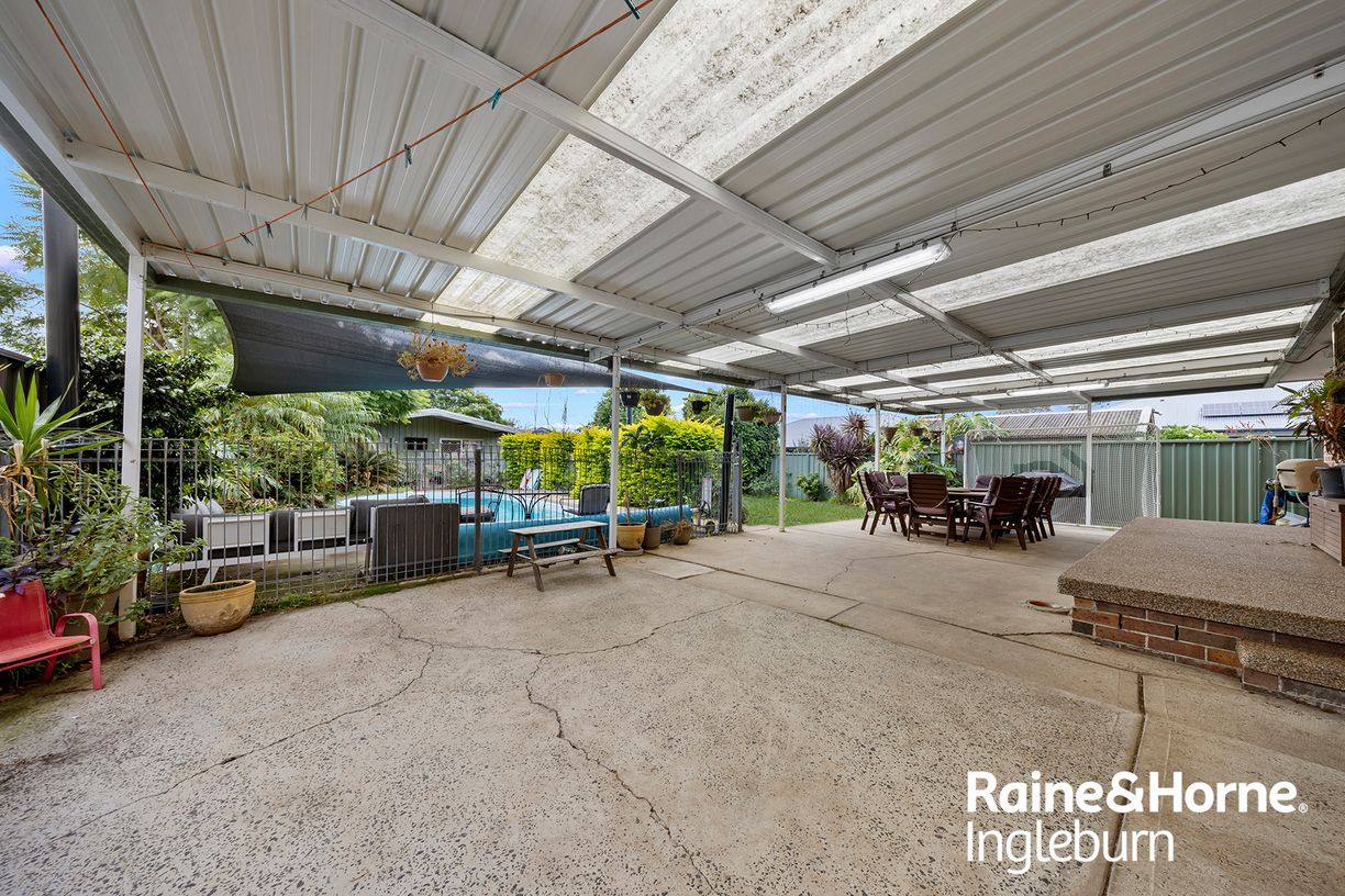 100 Saywell Road — photo 9 of 18