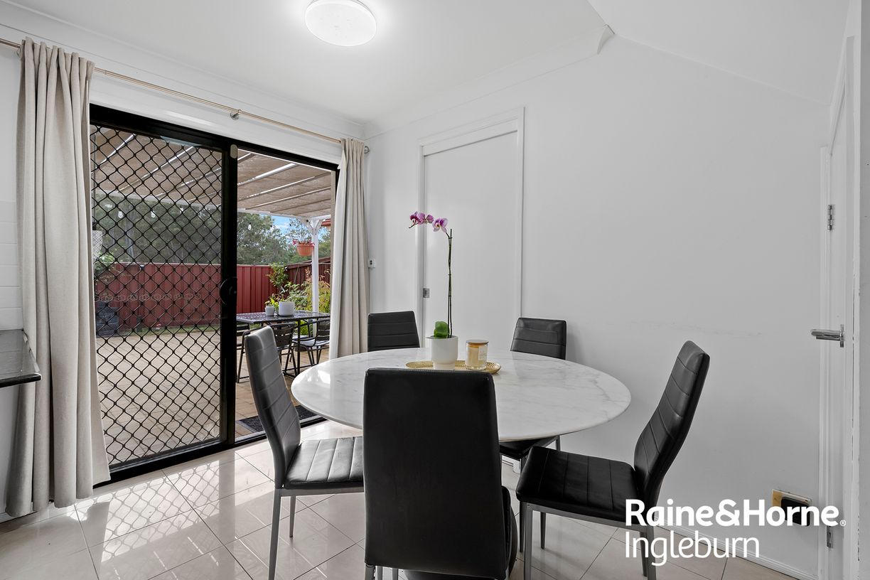11/2-6 Macquarie Road — photo 7 of 13