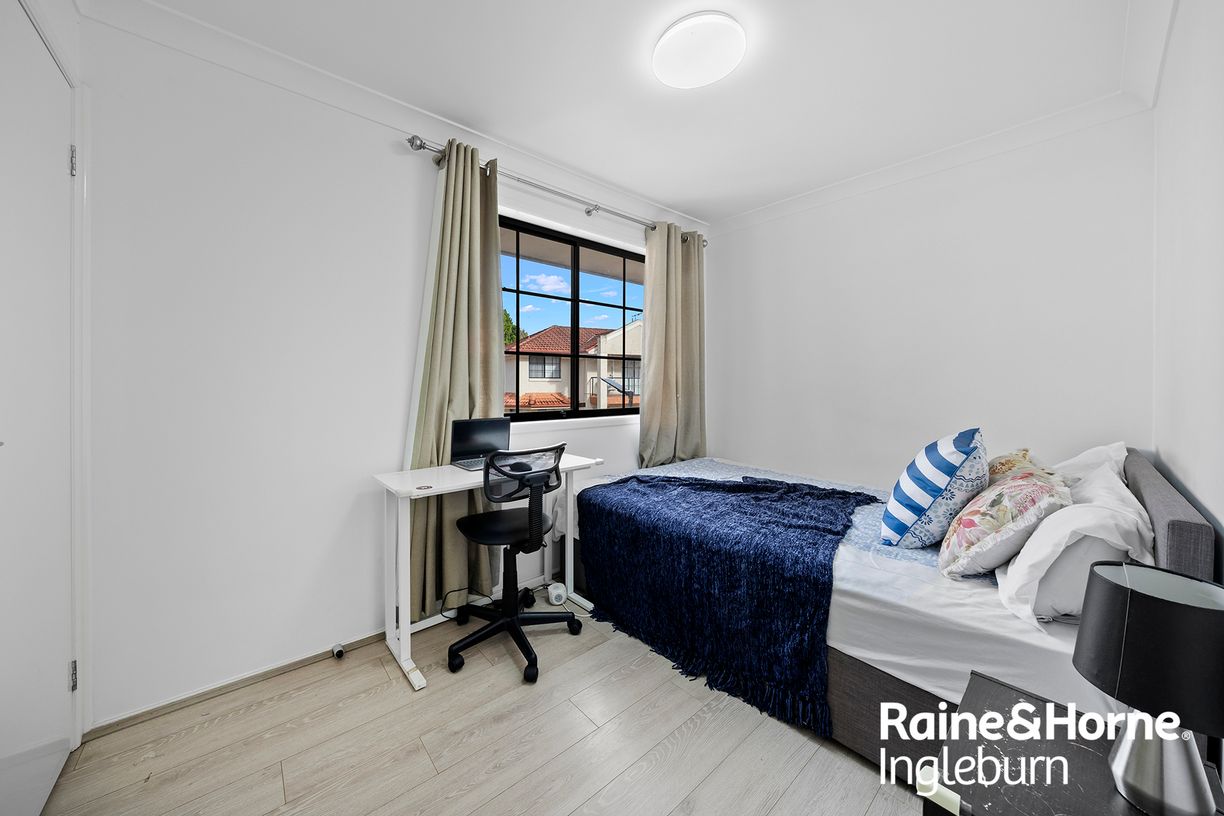 11/2-6 Macquarie Road — photo 8 of 13