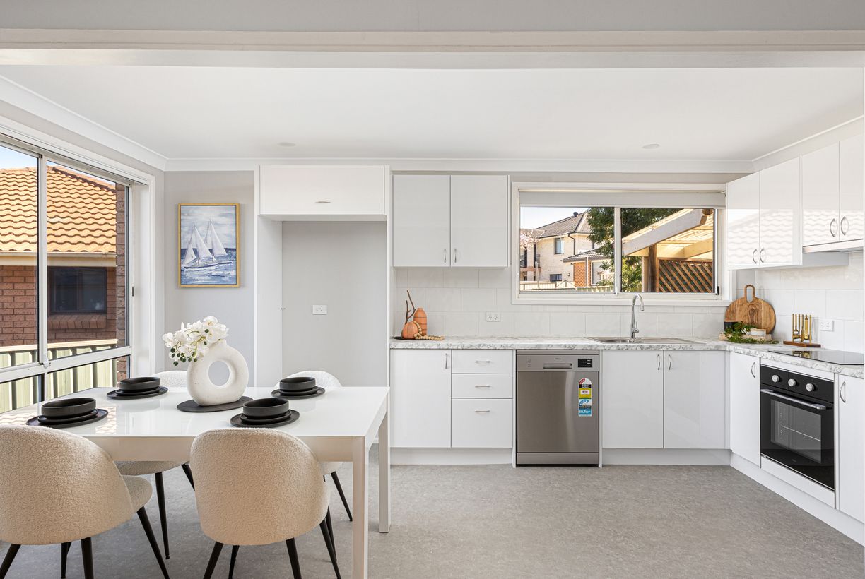 31 Campbell Close — photo 3 of 13
