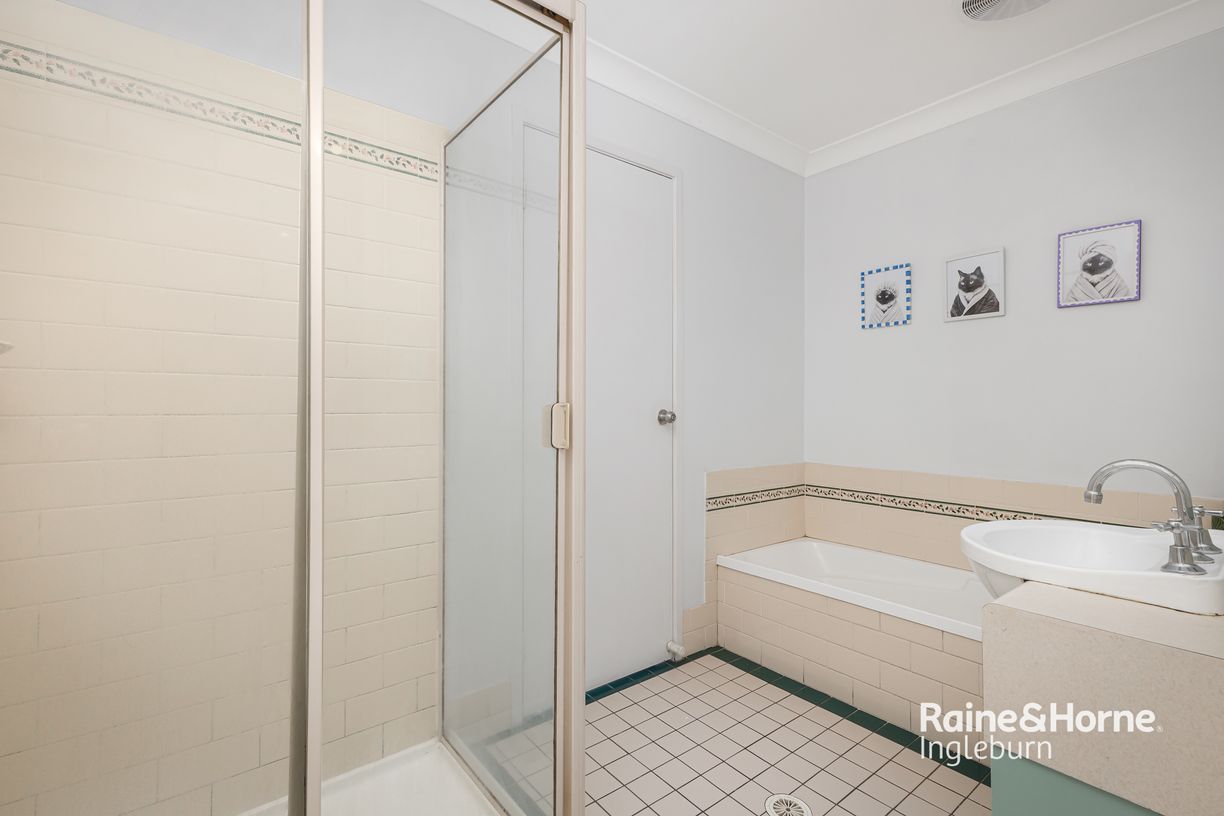33 Hyacinth Avenue — photo 6 of 15