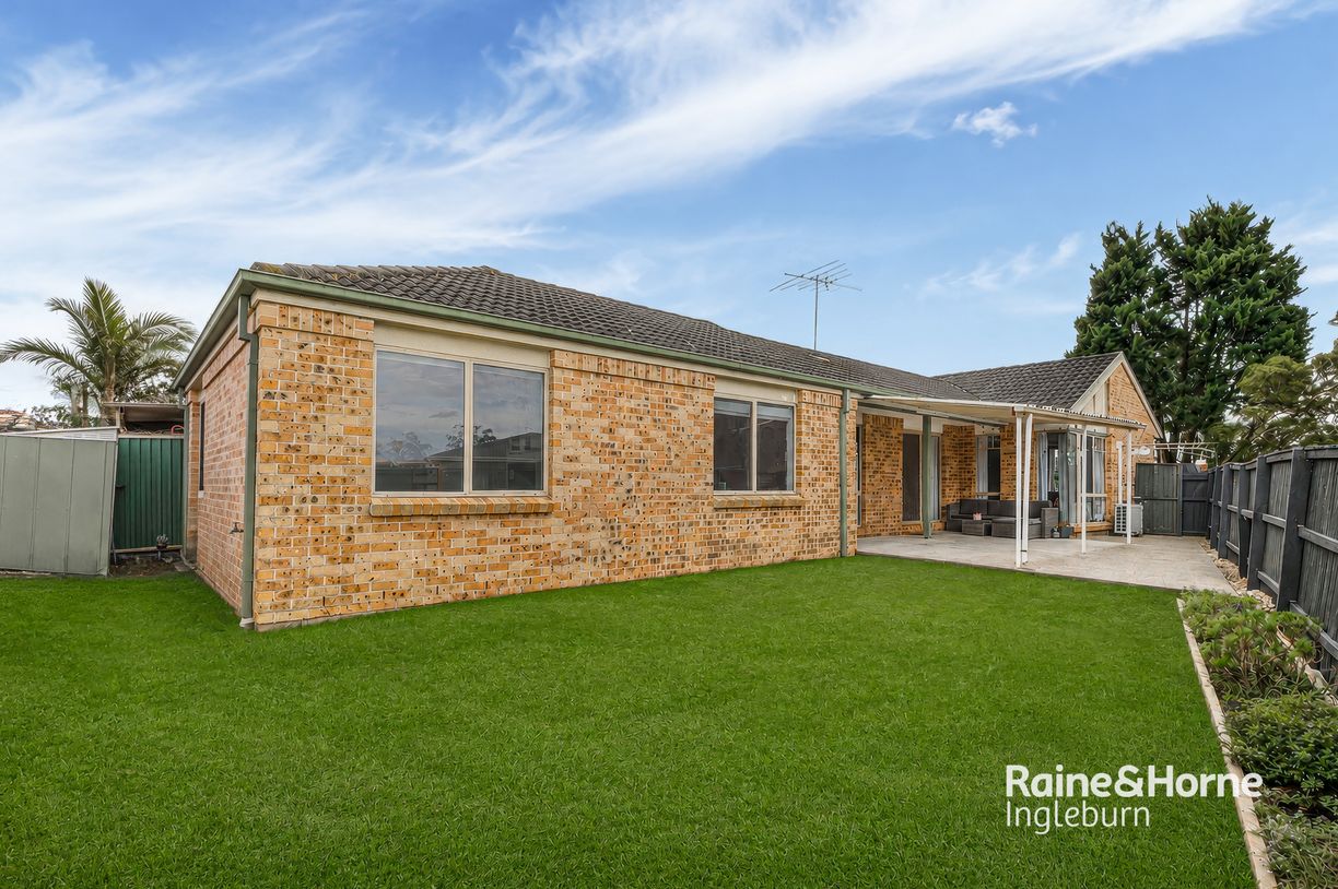 33 Hyacinth Avenue — photo 8 of 15