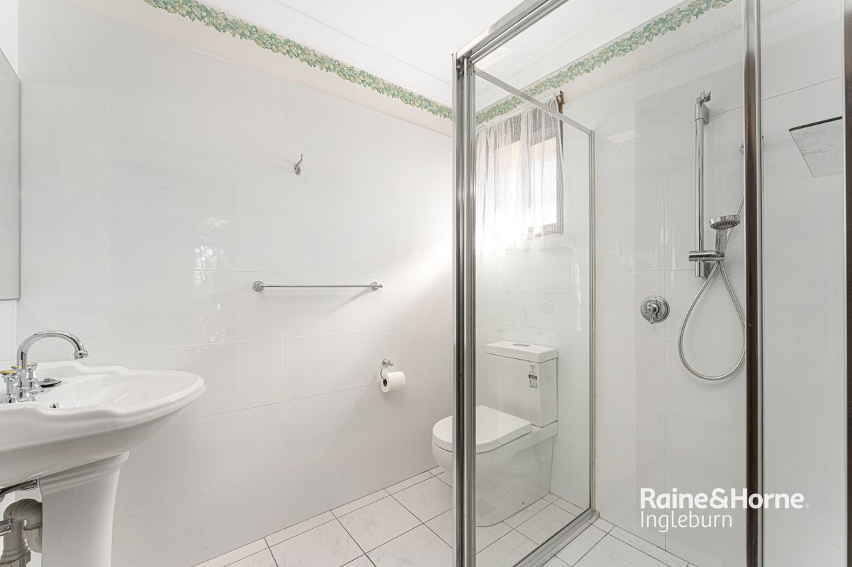 6 Abadal Place — photo 4 of 17