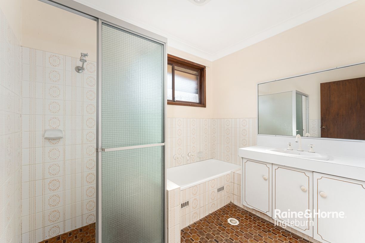 6 Abadal Place — photo 8 of 17