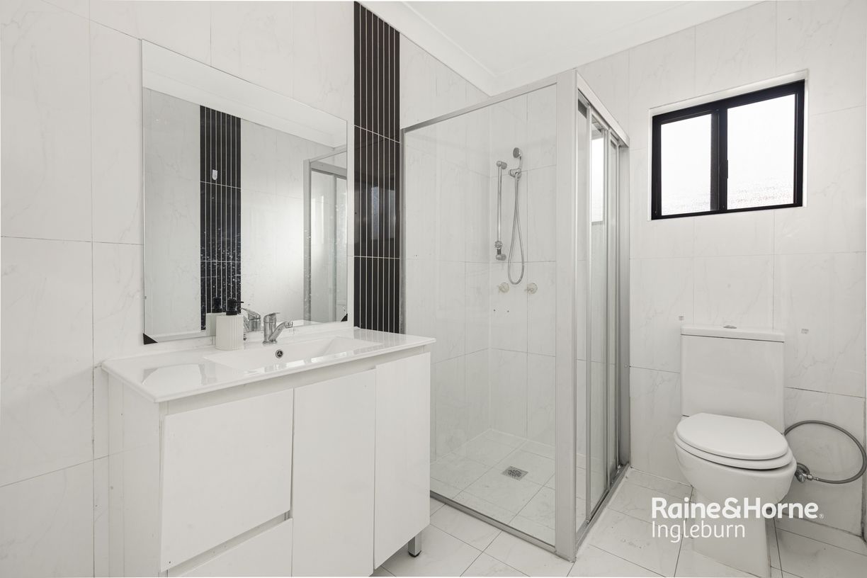 104 & 104A Ingleburn Road — photo 4 of 17