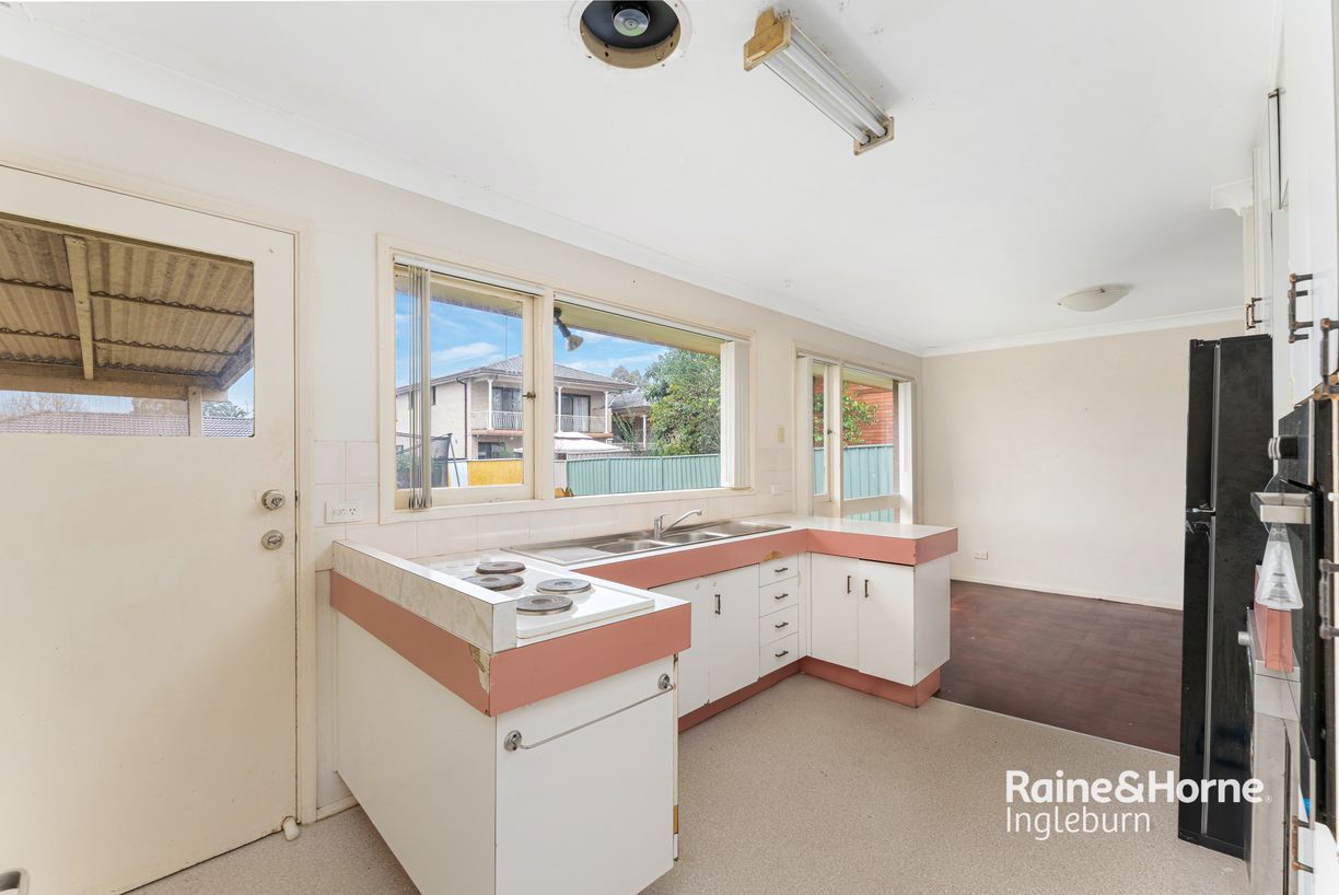 143 Fawcett Street — photo 4 of 15