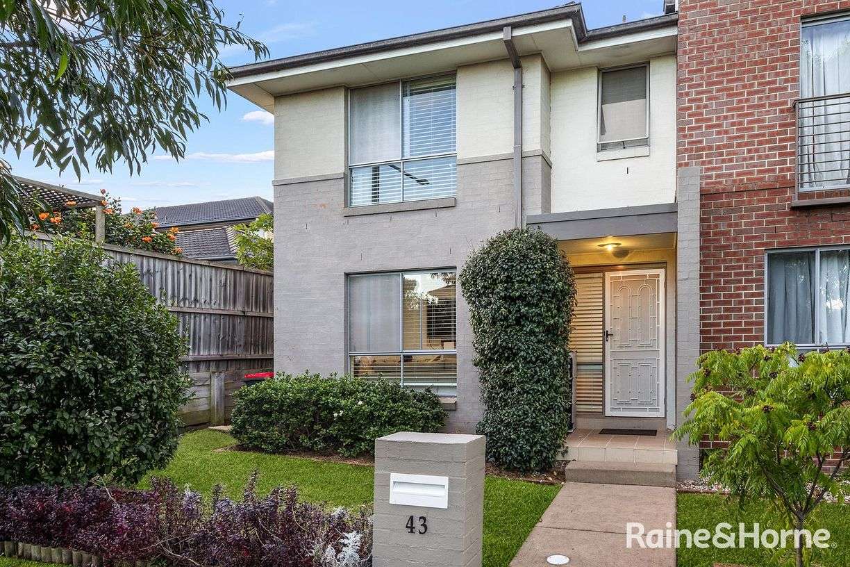 43 Atlantic Boulevard, GLENFIELD, NSW 2167 Raine & Horne Ingleburn