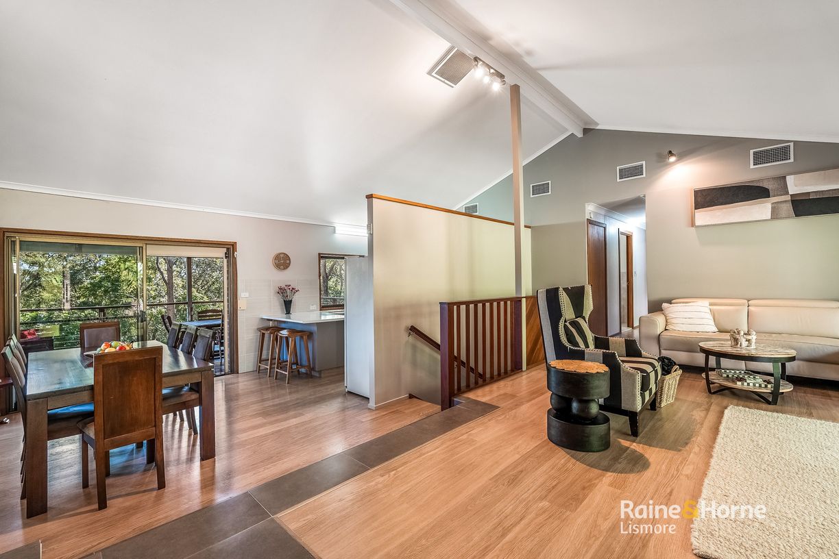 19 Carramar Drive — photo 3 of 28