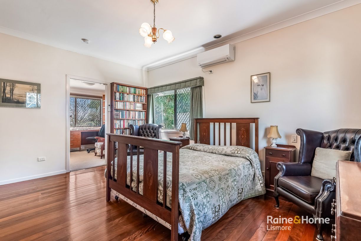110-112 High Street — photo 15 of 30