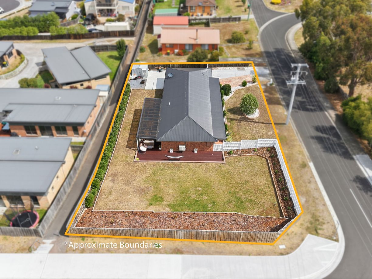 1 Erin Close — photo 23 of 25