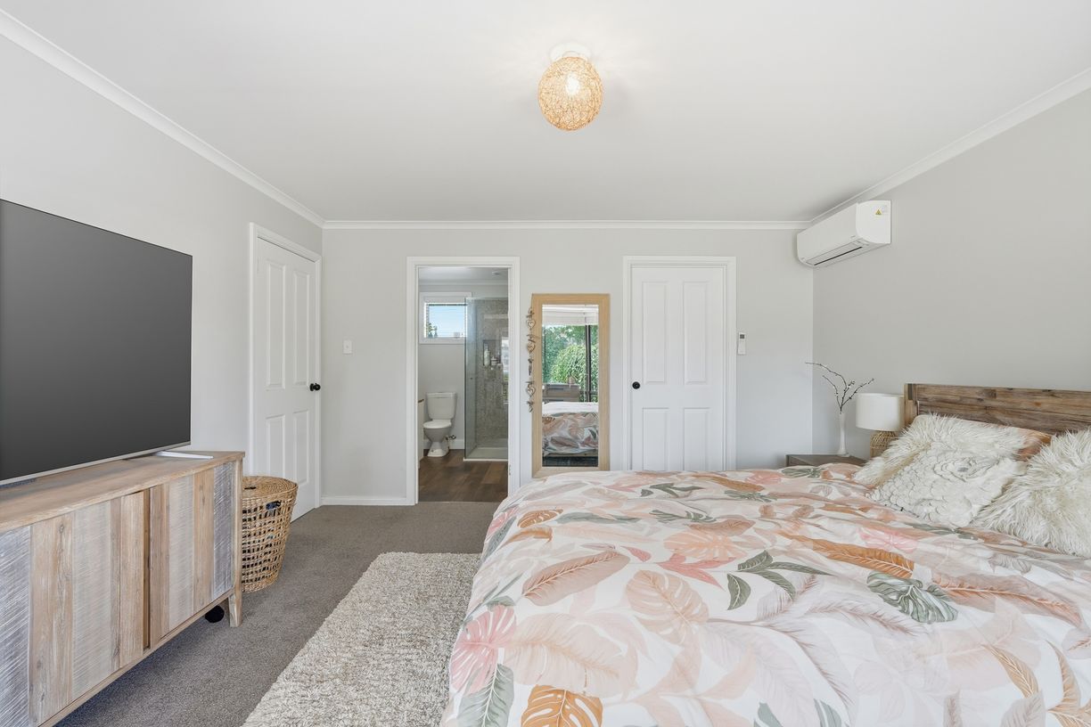1 Erin Close — photo 10 of 25
