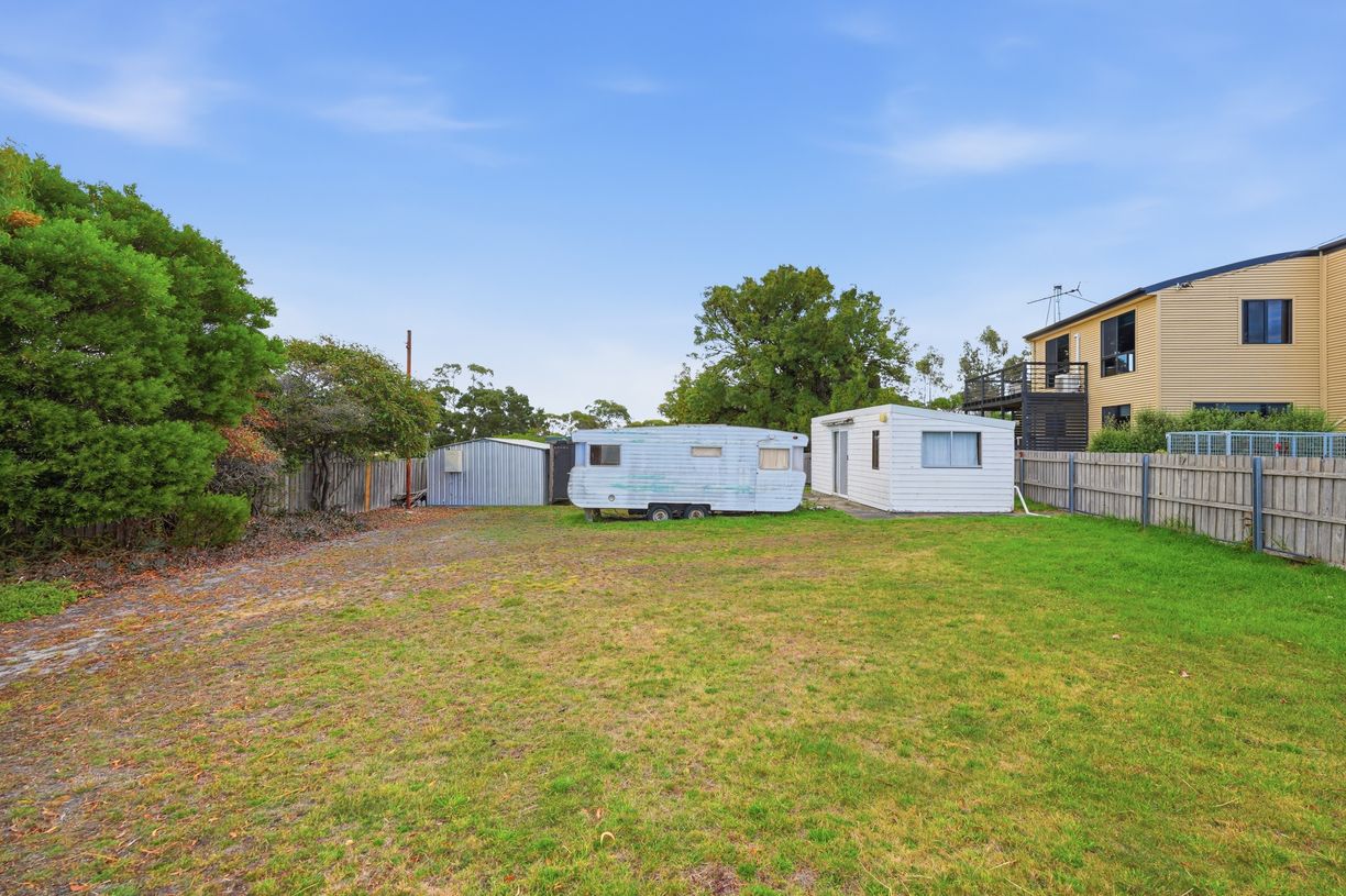 16 Kruvale Court — photo 5 of 14