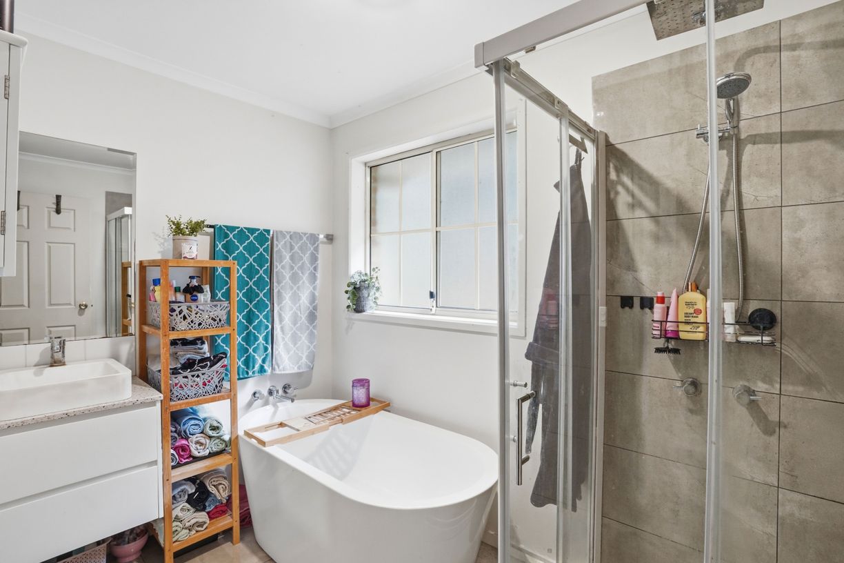 72 Robertson Road — photo 18 of 30