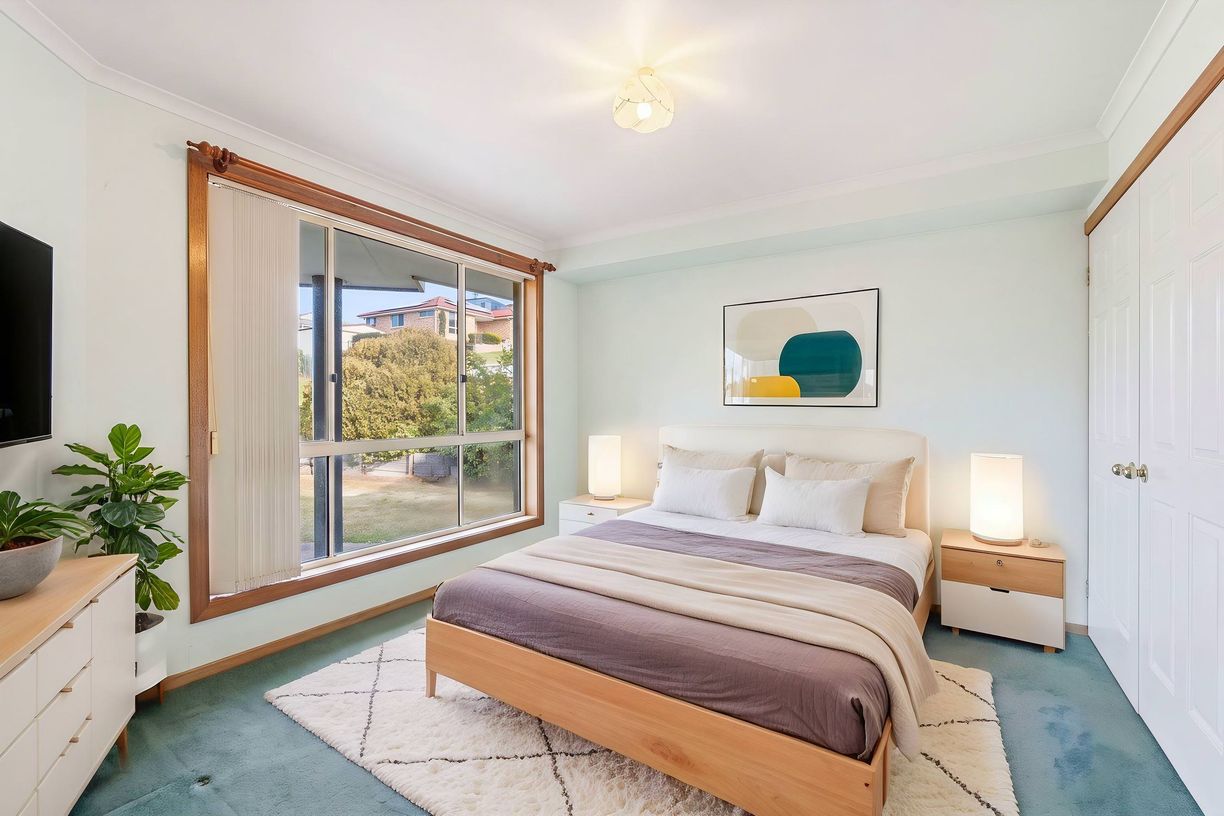 31 Natlee Crescent — photo 6 of 20