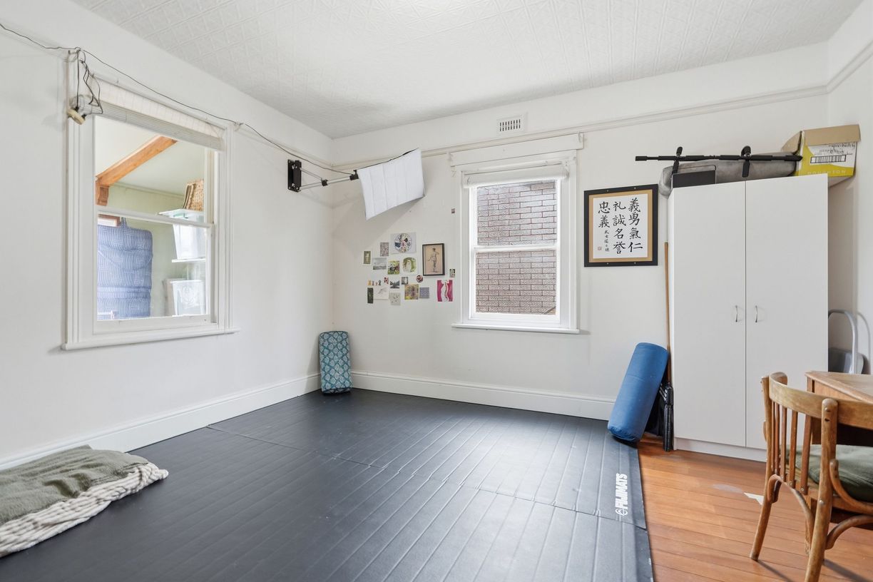 21 Sharland Avenue — photo 17 of 30