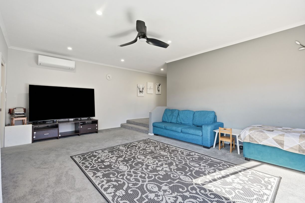 10 Moore Park Drive — photo 6 of 30