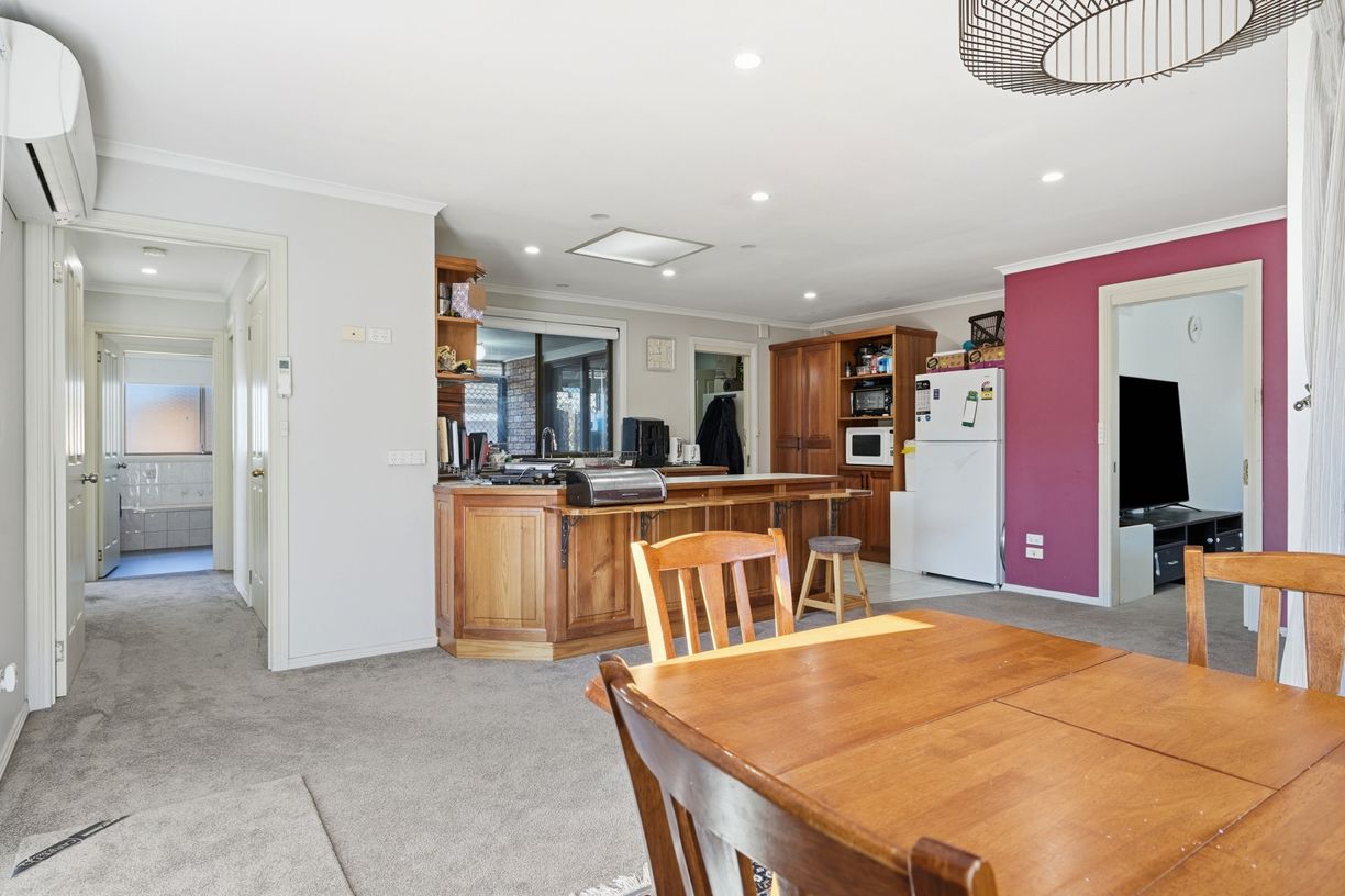 10 Moore Park Drive — photo 14 of 30