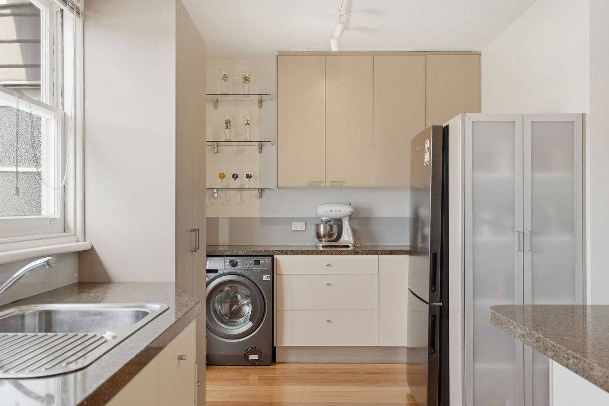 2 Bartlett Place — photo 12 of 30