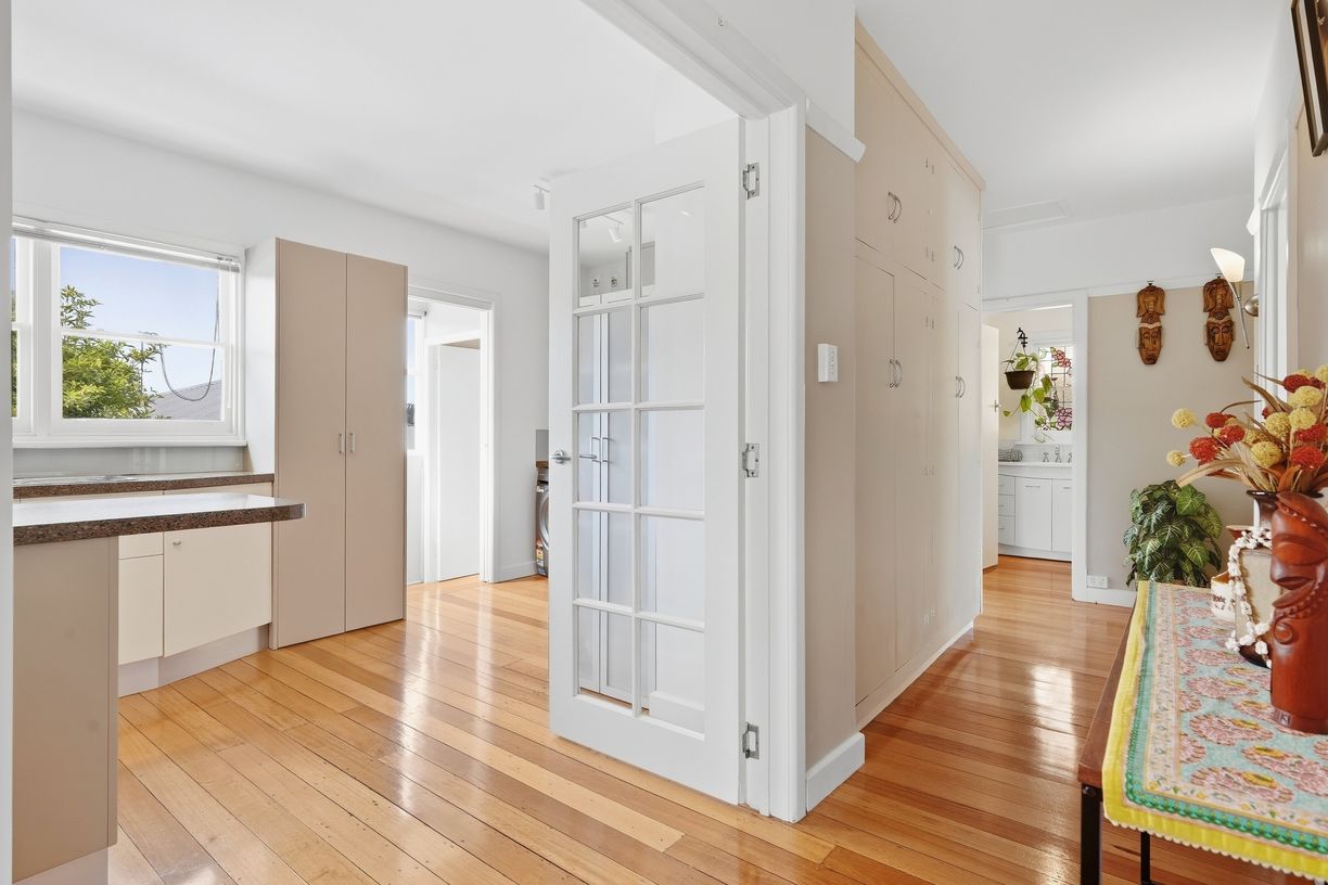 2 Bartlett Place — photo 13 of 30