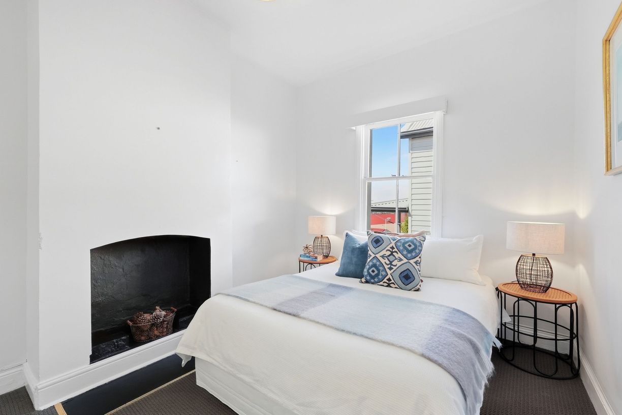 382 Argyle Street — photo 18 of 30