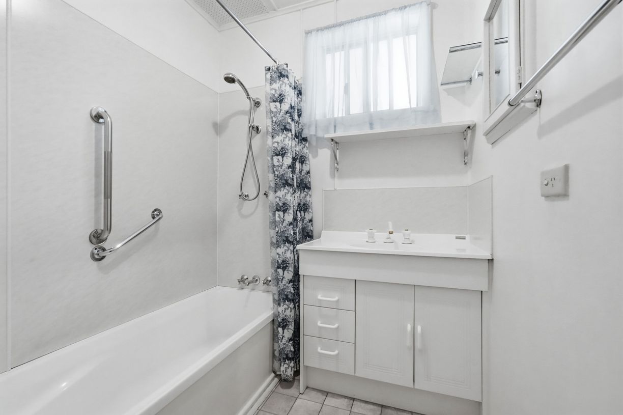 121 Brent Street — photo 10 of 27