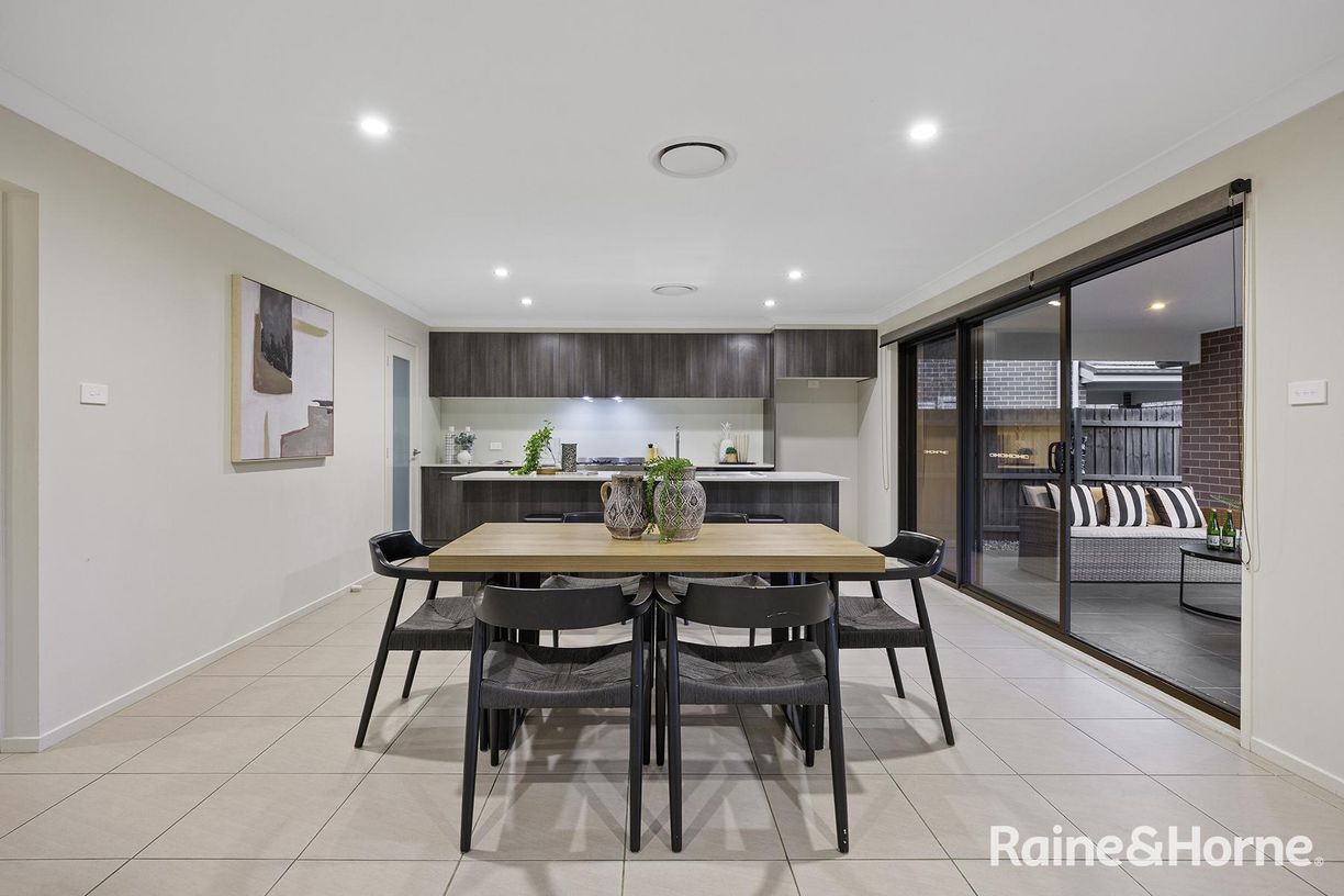 65 Ardennes Avenue — photo 6 of 24