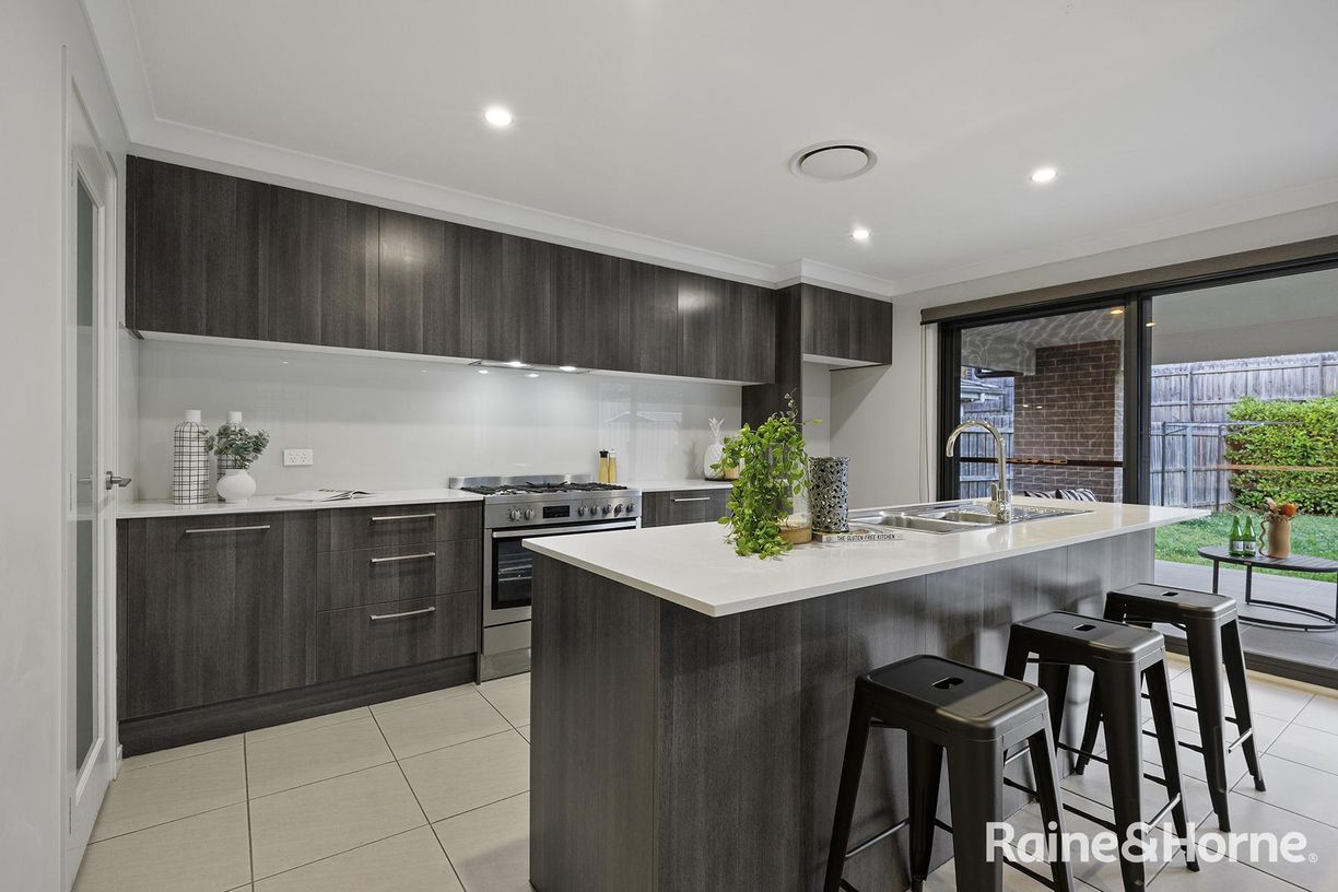 65 Ardennes Avenue — photo 7 of 24